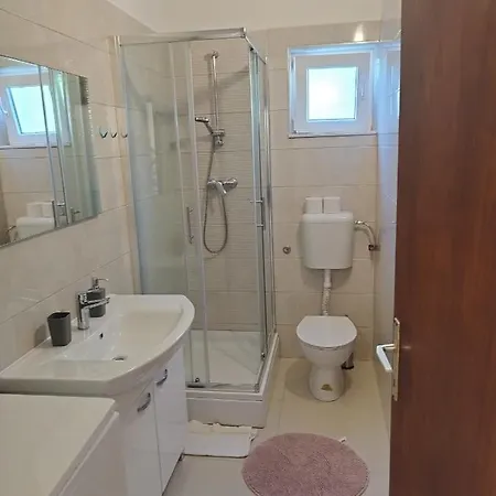 Budanovic Apartment Turanj